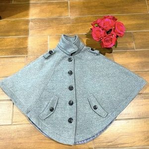 Ashley Poncho Shawl Wrap Cape Epaulets at Collar Pockets Gray Size XS/S NWOT